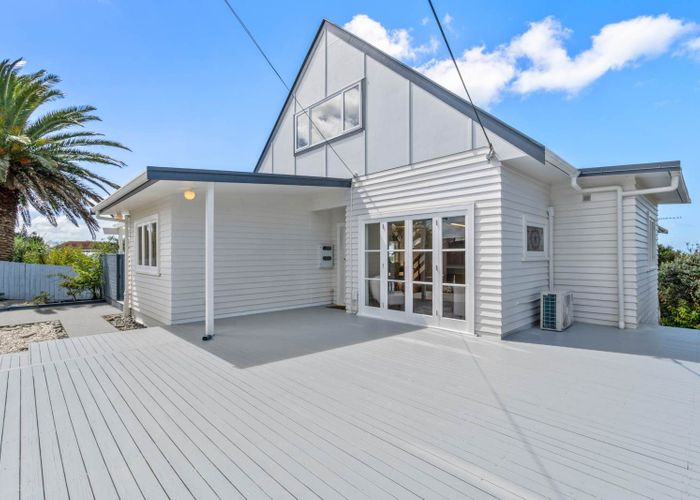  at 116 Arran Road, Browns Bay, North Shore City, Auckland