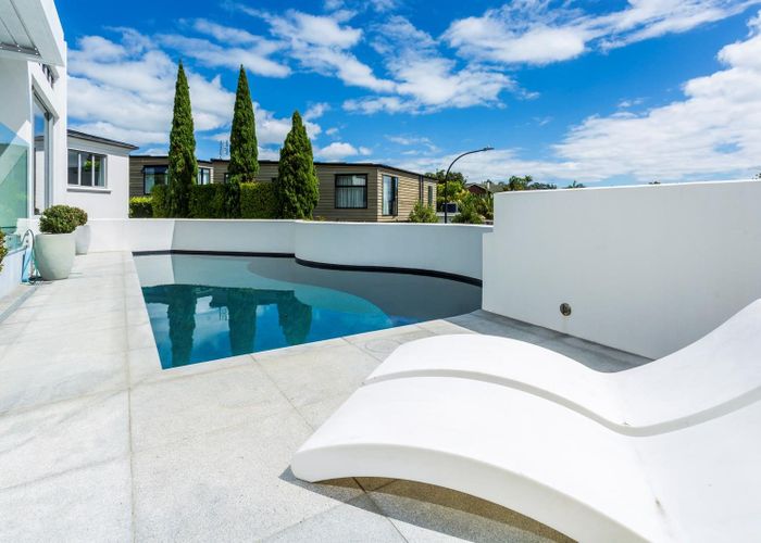 at 1 Arthur Crescent, Hauraki, North Shore City, Auckland