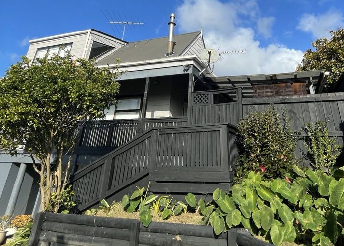  at 77 Spence Road, Henderson, Waitakere City, Auckland