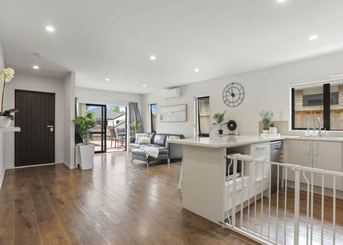  at 10 Silver Beech Street, Takanini, Papakura, Auckland