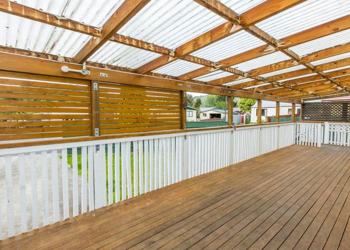  at 6 Edmund Lomas Grove, Birchville, Upper Hutt, Wellington