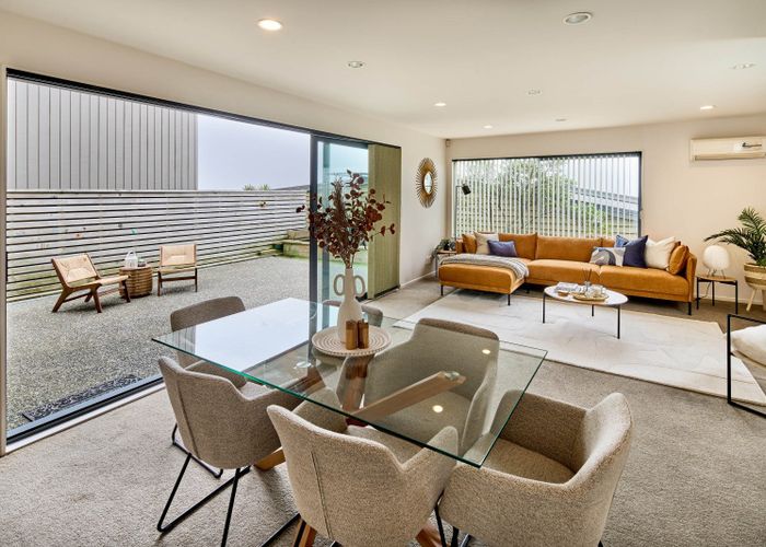  at 9 Lacebark Lane, Woodridge, Wellington, Wellington