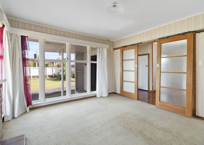  at 167 Te Atatu Road, Te Atatu South, Waitakere City, Auckland