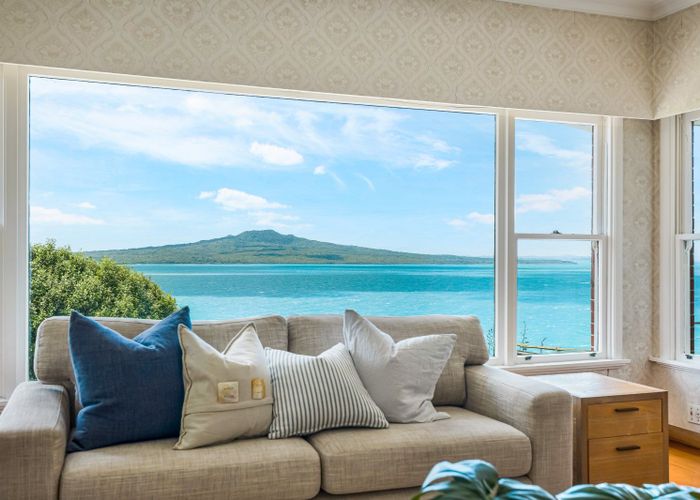  at 70 Seacliffe Avenue, Narrow Neck, Auckland