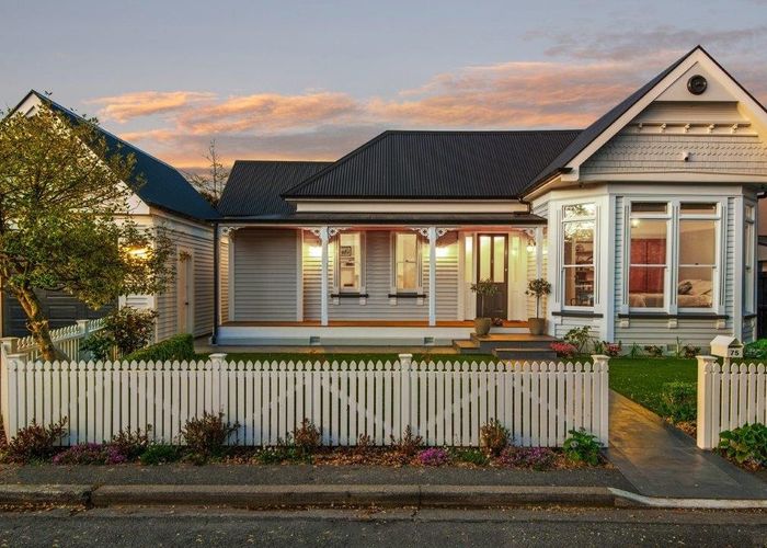  at 75 Holly Road, St Albans, Christchurch