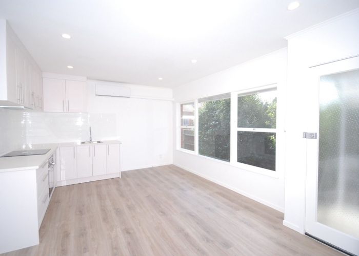  at 2/47 Karaka Street, Takapuna, Auckland