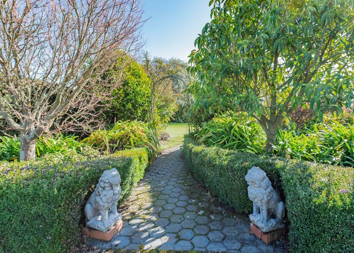  at 1426 Wards Road, Charing Cross, Darfield