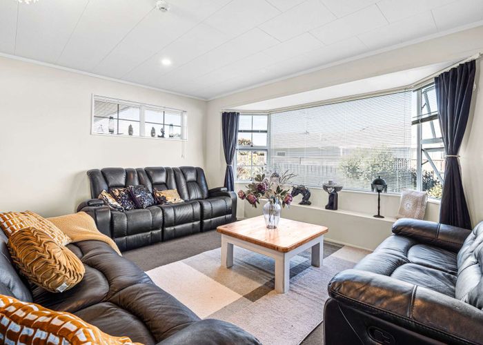  at 15 Downes Avenue, Springvale, Whanganui, Manawatu / Whanganui