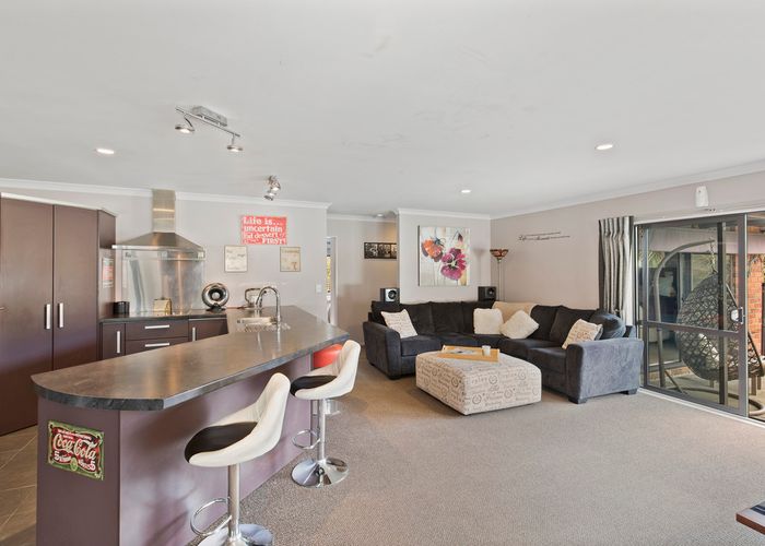 at 2 Beechwood Way, Te Marua, Upper Hutt