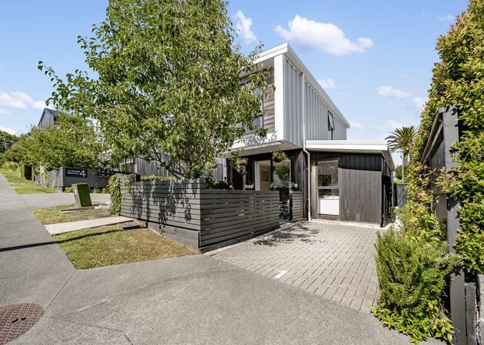  at 1/4 Glen Atkinson Street, Saint Heliers, Auckland City, Auckland