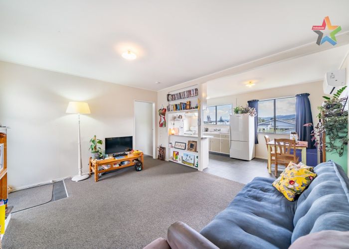  at 9/121 Bell Road, Waiwhetu, Lower Hutt