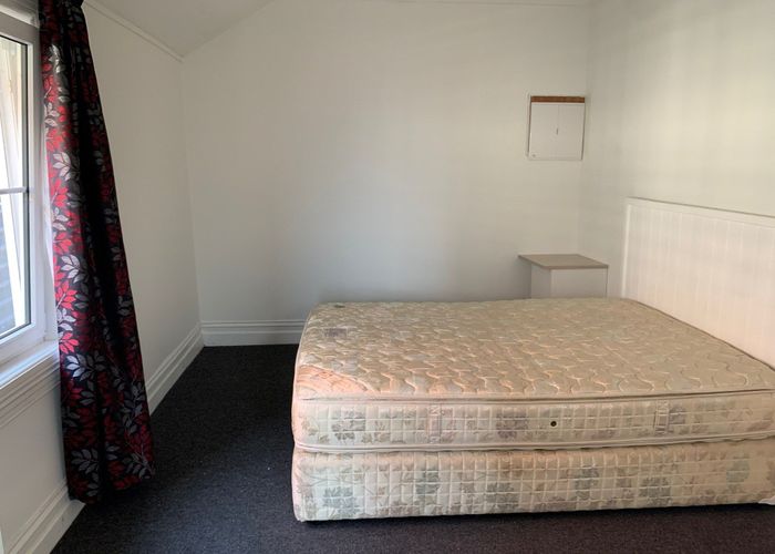  at 6 Awaroa Road, Helensville, Helensville