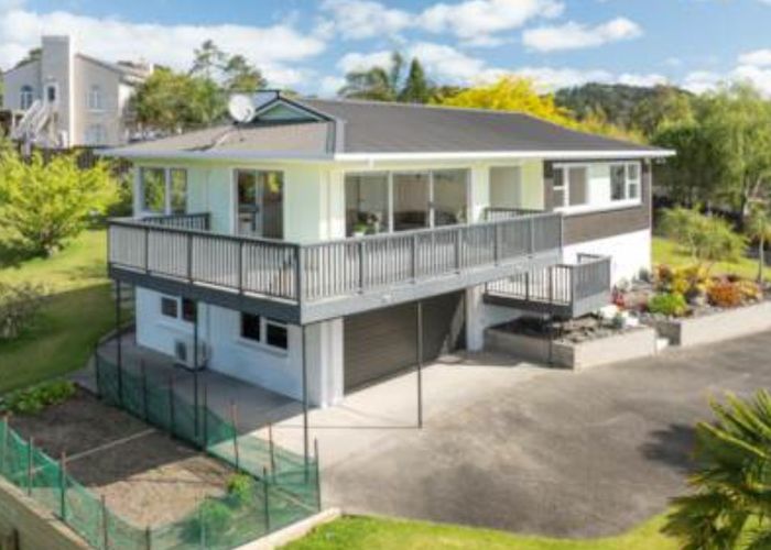  at 48 Atkinson Road, Titirangi, Auckland