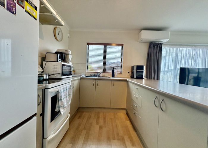  at 41a Vera Road, Te Atatu South, Waitakere City, Auckland