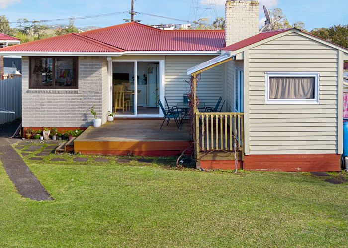  at 4 Falkirk Street, Blockhouse Bay, Auckland City, Auckland