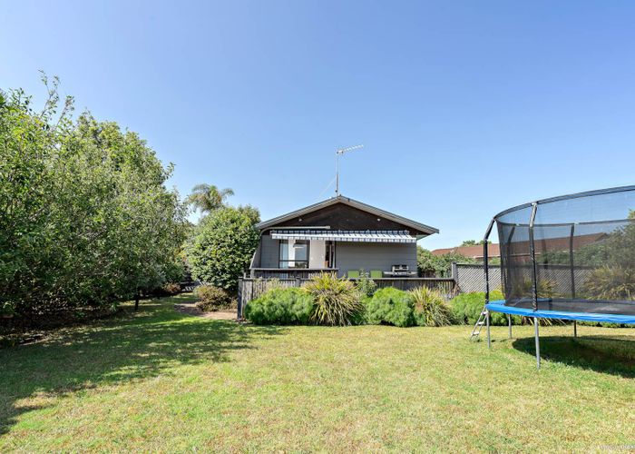  at 3 Bluewater Place, Wattle Downs, Auckland