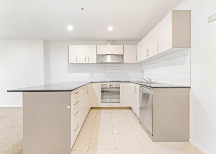  at 607/26 Remuera Road, Newmarket, Auckland City, Auckland
