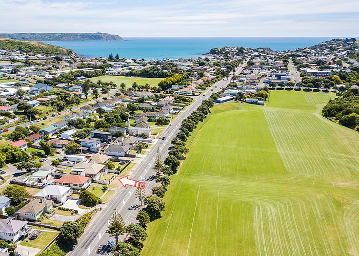  at 130 Main Road, Titahi Bay, Porirua