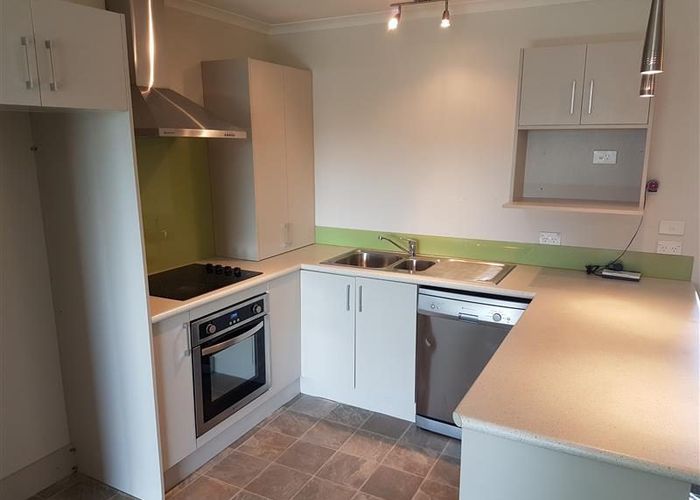  at 1/240 Old Farm Road, Hillcrest, Hamilton