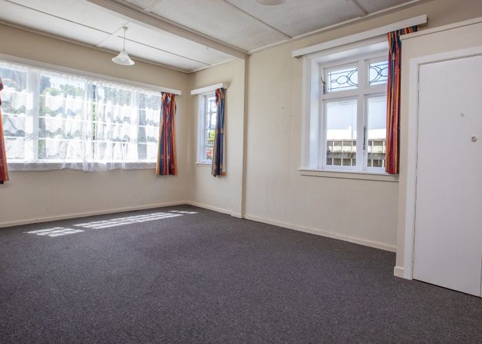  at 16 Cooper Street, Karori, Wellington, Wellington