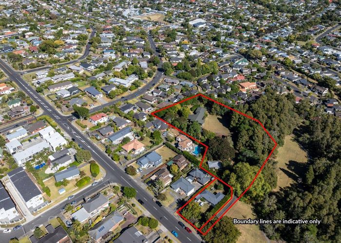  at 35 and 37 Ocean View Road, Hillcrest, North Shore City, Auckland