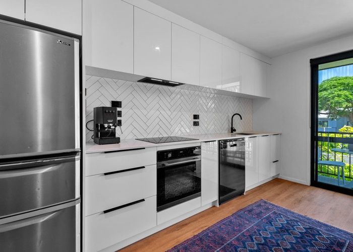  at 2/93 Gribblehirst Road, Sandringham, Auckland City, Auckland