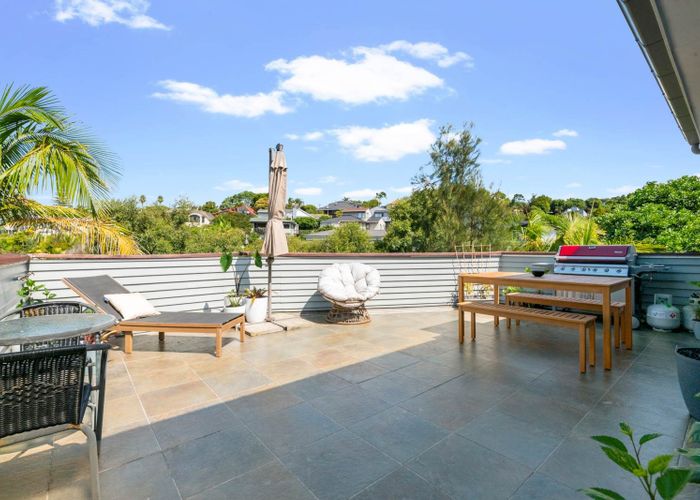  at 34 Kiteroa Terrace, Rothesay Bay, North Shore City, Auckland