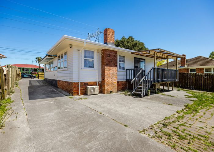  at 13 JULIAN PLACE, Otara, Manukau City, Auckland