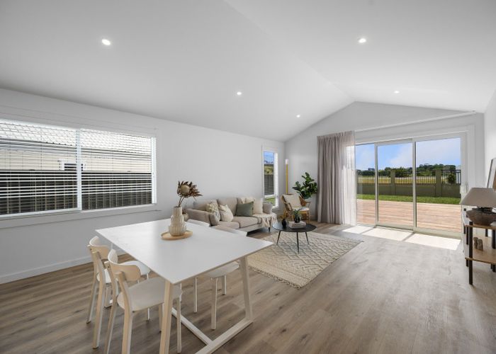  at 102 Pelorus Avenue, Poraiti, Napier, Hawke's Bay