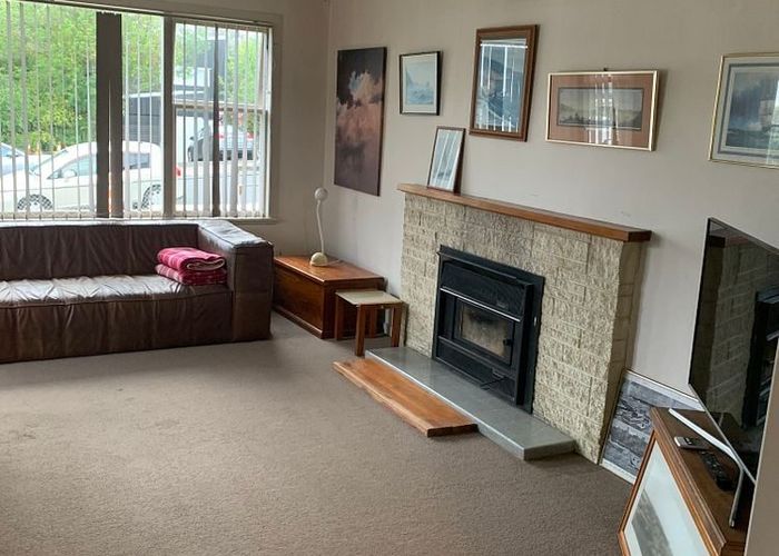  at 3A Deuxberry Avenue, Northcote, North Shore City, Auckland
