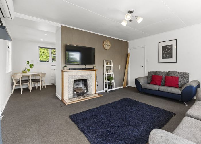  at 8 Parsons Street, Vogeltown, New Plymouth