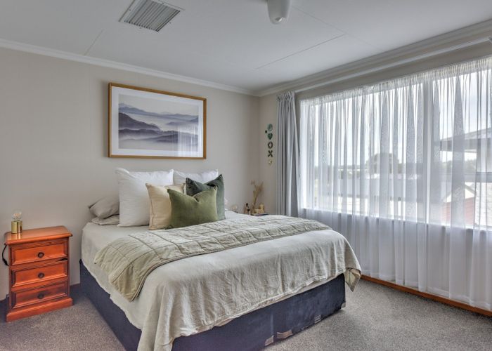  at 70 Walker Crescent, East Gore, Gore