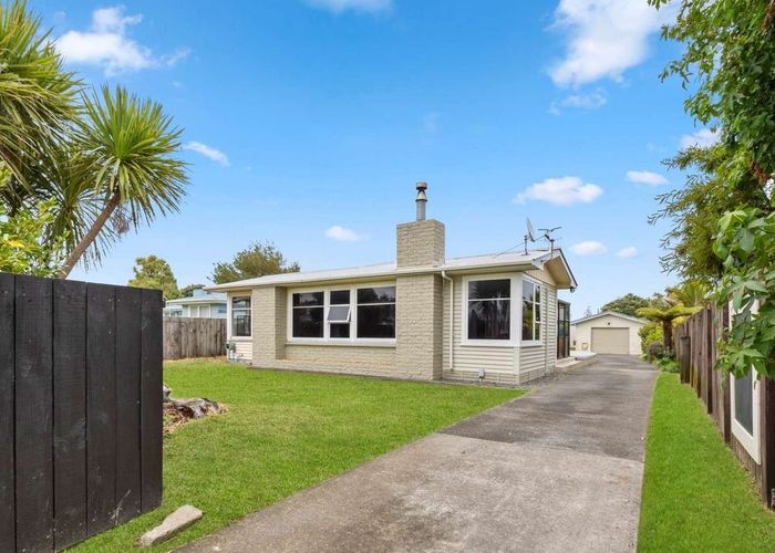  at 28 Mazengarb Road, Paraparaumu Beach, Paraparaumu