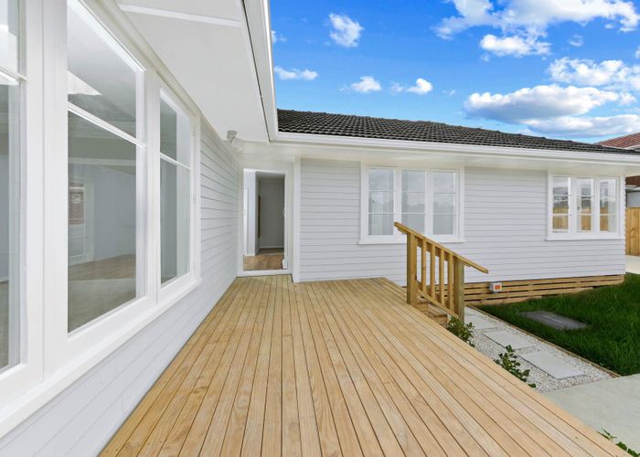  at 154A View Road, Sunnyvale, Waitakere City, Auckland
