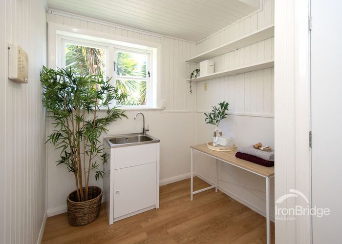  at 1 Hobson Street, Woolston, Christchurch City, Canterbury