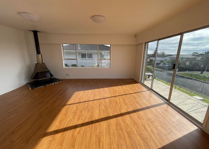  at 10 Bodi Place, Te Atatu South, Auckland