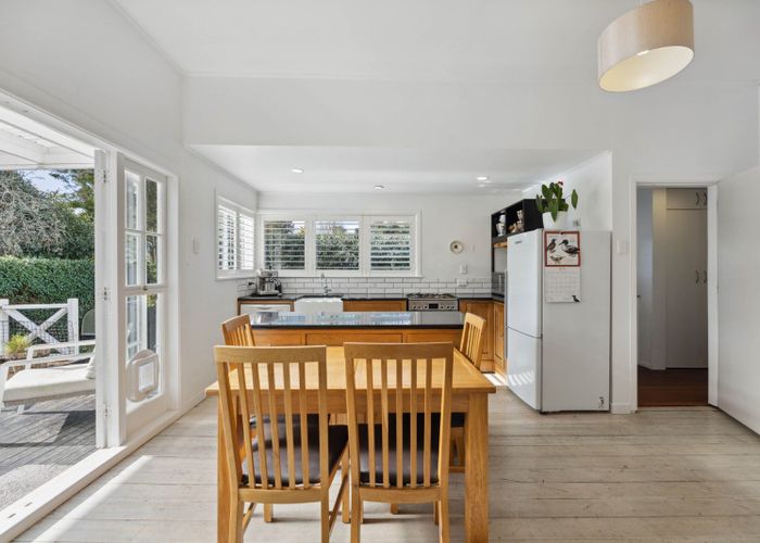  at 724 River Road, Chartwell, Hamilton