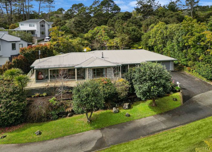  at 27 Kimberly Grove, Greenhithe, Auckland