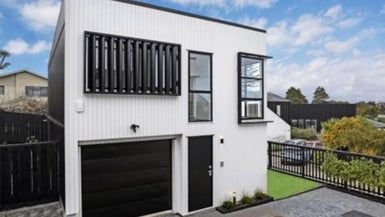  at 7/84 Ireland Road, Mount Wellington, Auckland