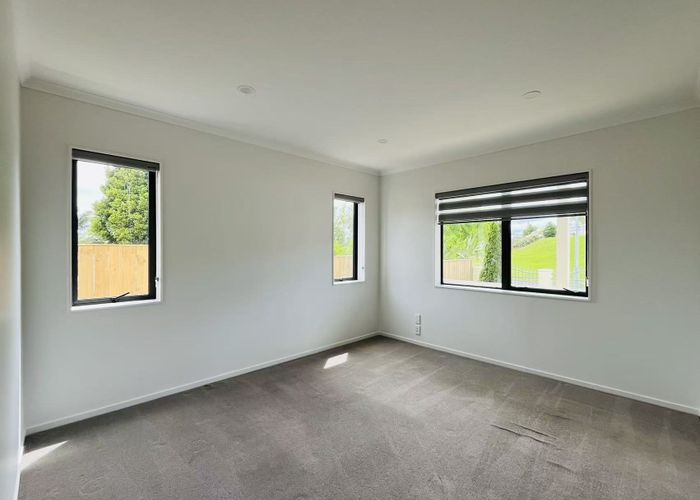  at 15 Aronia Way, Goodwood Heights, Manukau City, Auckland