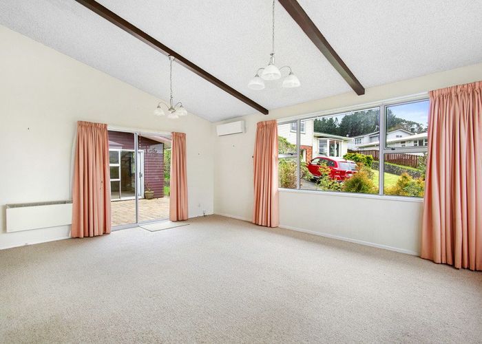  at 94 Larsen Crescent, Tawa, Wellington