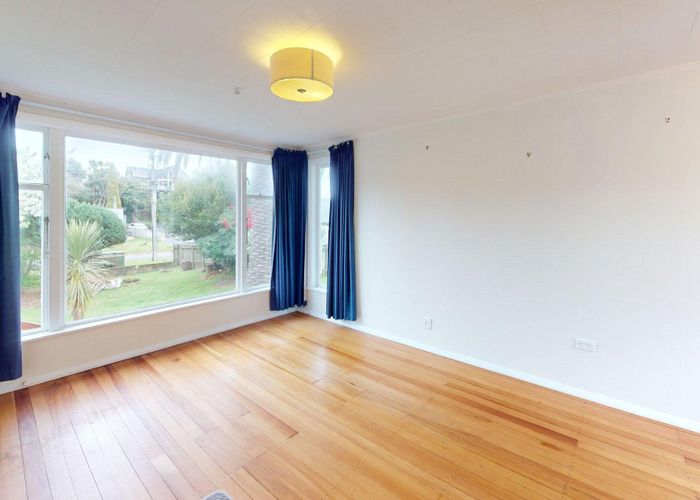  at 33 Dale Road, Raumati South, Kapiti Coast, Wellington
