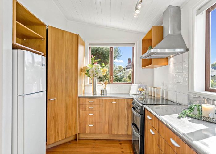  at 11 George Street, Mount Eden, Auckland