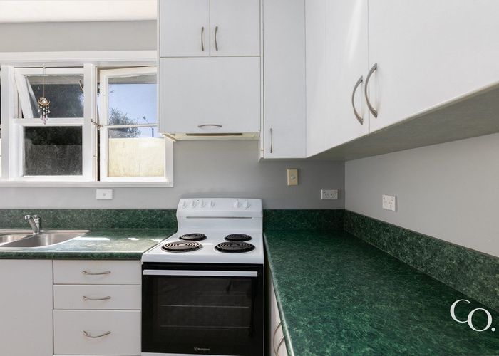  at 1005 Hood Street, Mayfair, Hastings