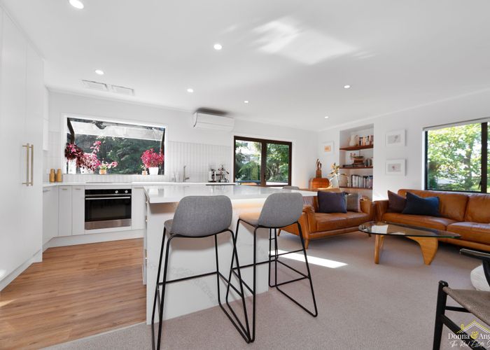  at 42c Endeavour Street, Blockhouse Bay, Auckland City, Auckland