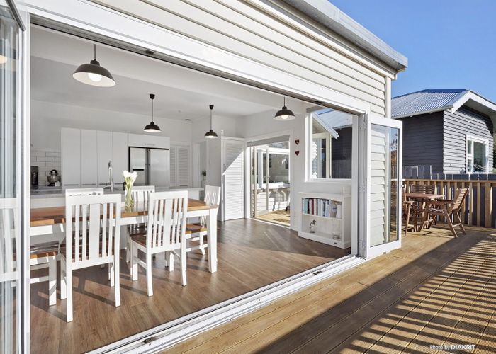  at 72 Chaytor Street, Karori, Wellington, Wellington