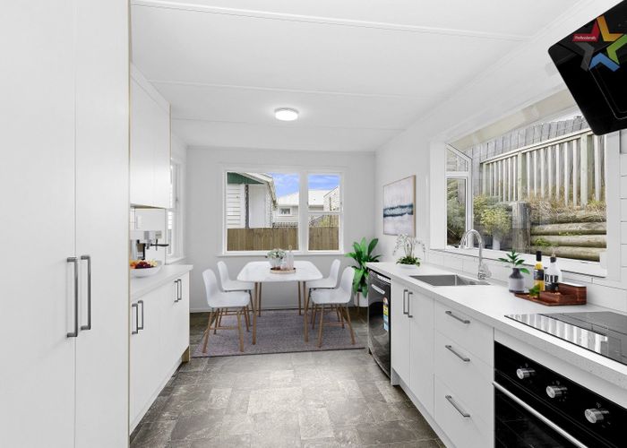  at 5A Balmain Street, Newlands, Wellington