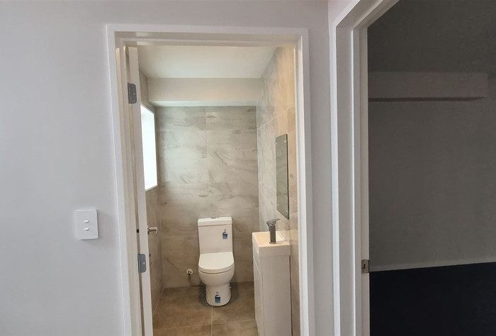  at 15B Earlsworth Road, Mangere East, Manukau City, Auckland