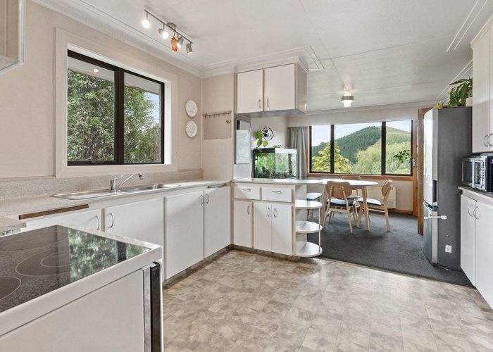  at 15 Bryant Street, Kenmure, Dunedin, Otago