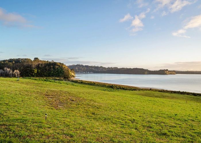  at 1 Takahuri Place, Okura Bush, Silverdale